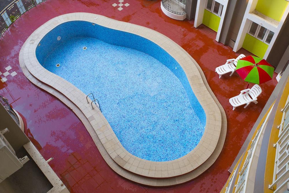 Atlas Airport Hotel Apartment Недумбассери Экстерьер фото